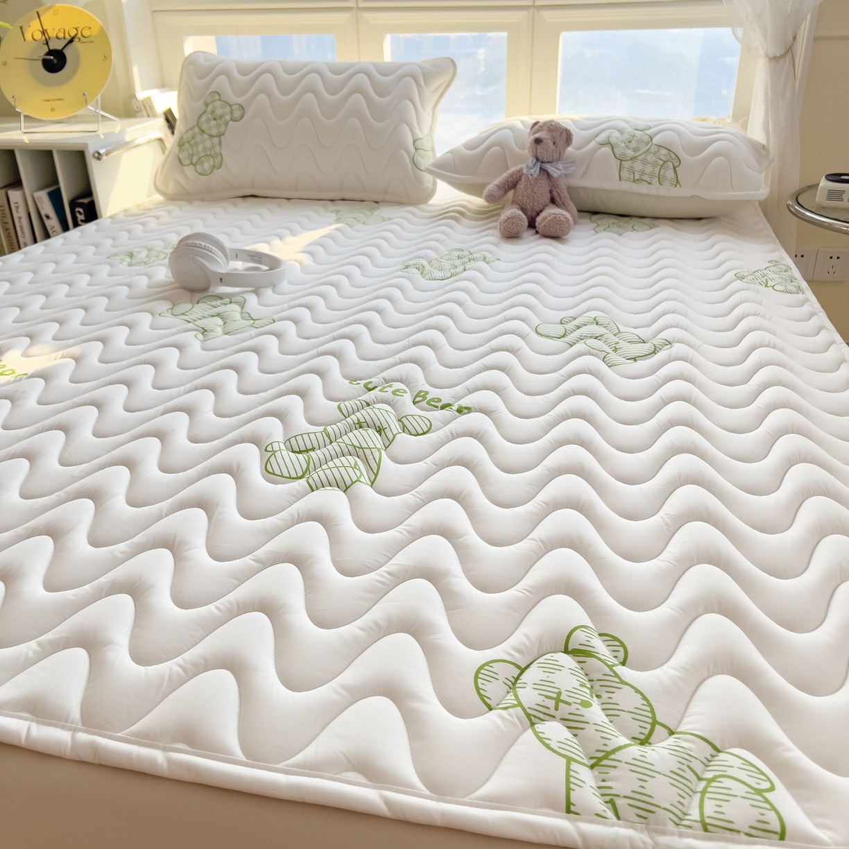 91家纺网 家纺一手货源 找家纺 希廷顿 2026新款印花夹棉防水床垫 熊本熊