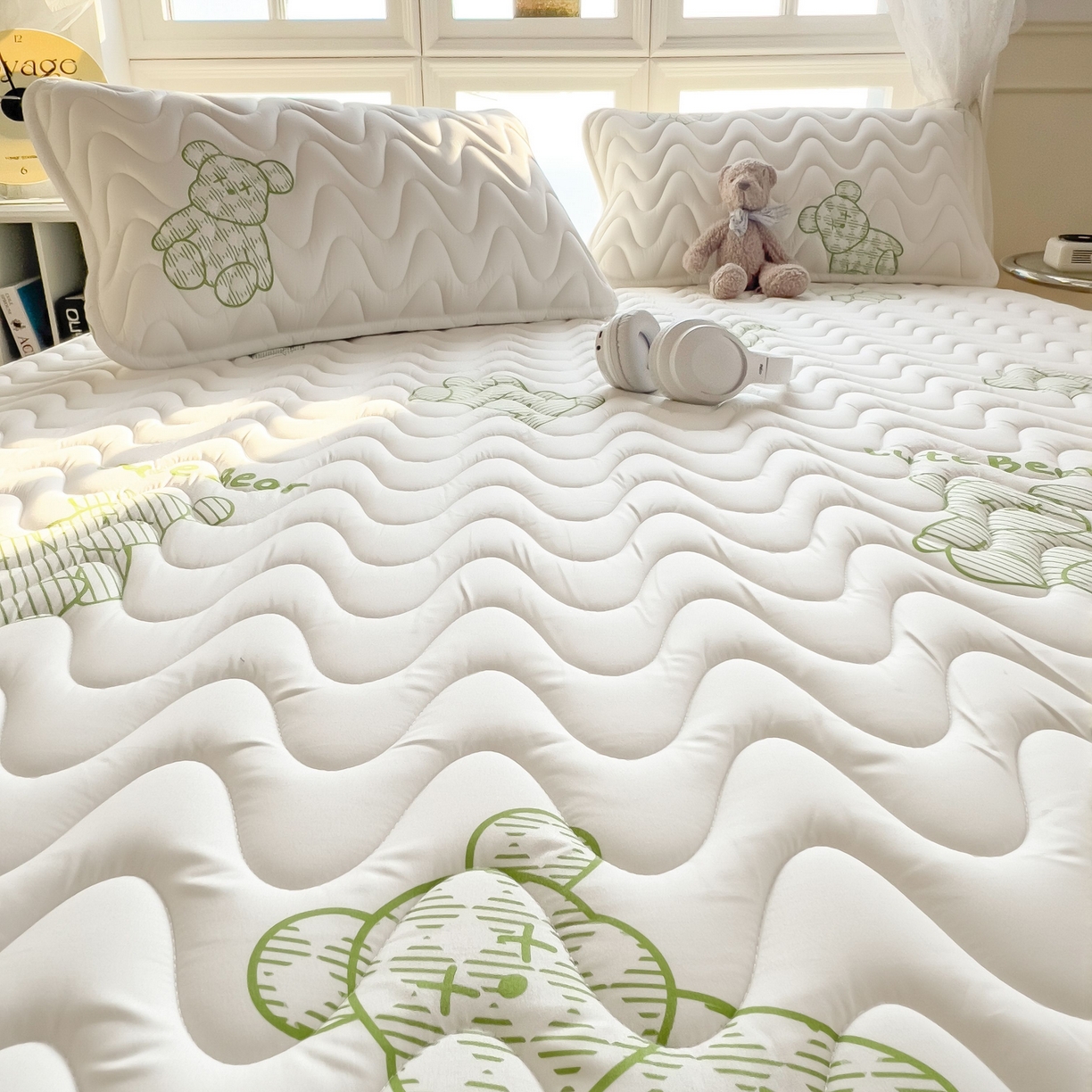 91家纺网 家纺一手货源 找家纺 希廷顿 2026新款印花夹棉防水床垫 熊本熊