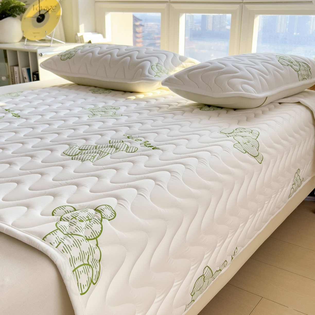 91家纺网 家纺一手货源 找家纺 希廷顿 2026新款印花夹棉防水床垫 熊本熊