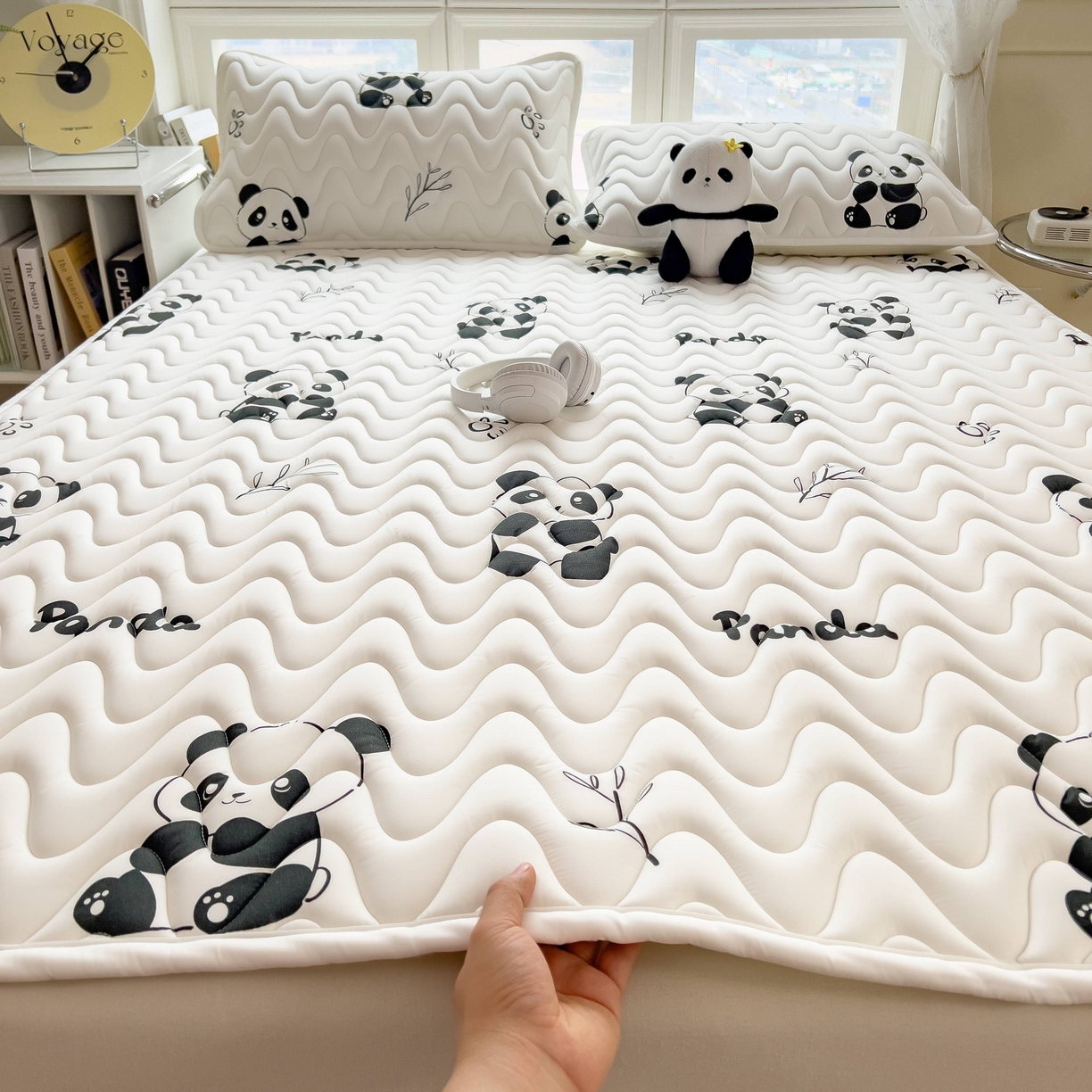 希廷顿 2026新款印花夹棉防水床垫 熊猫攀竹