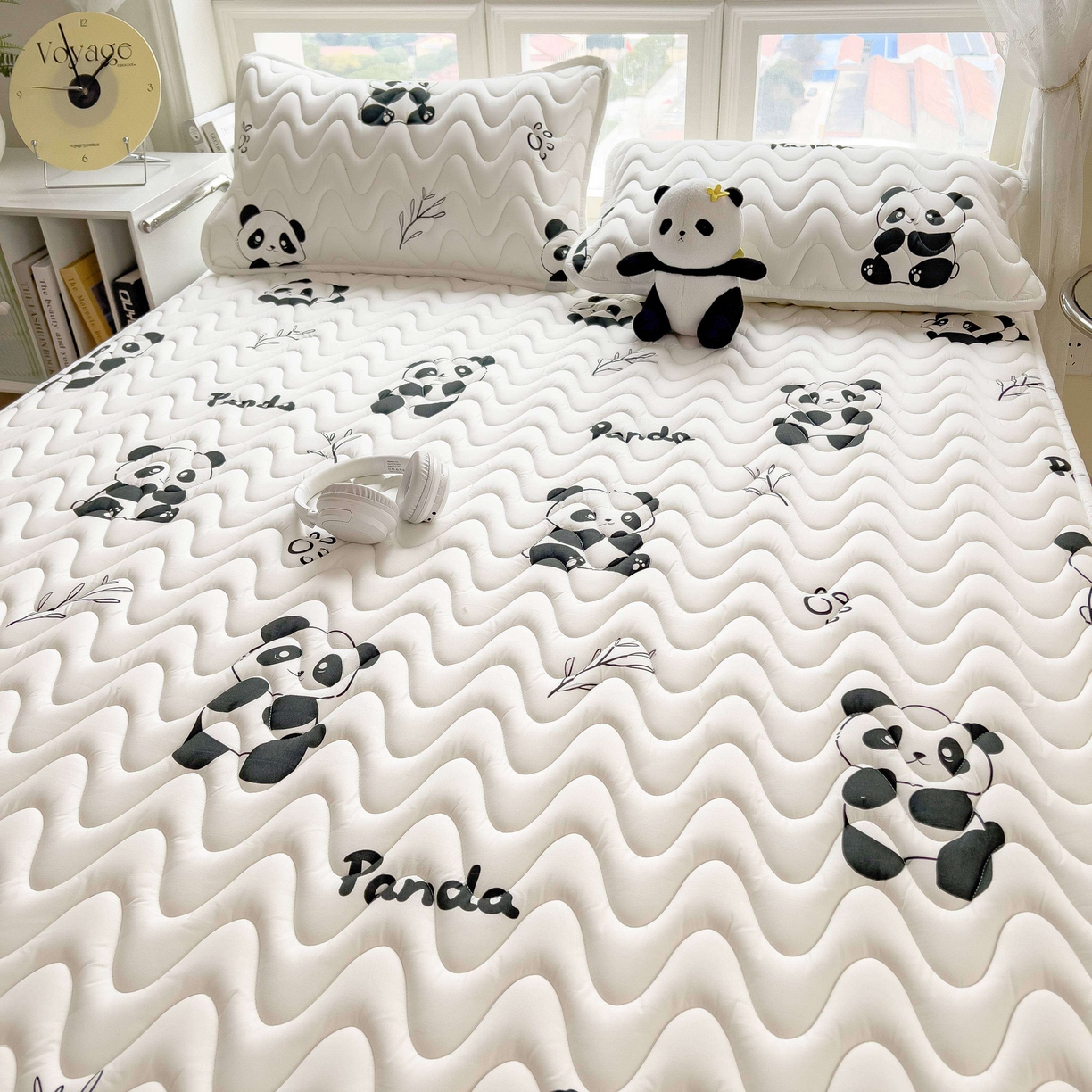 91家纺网 家纺一手货源 找家纺 希廷顿 2026新款印花夹棉防水床垫 熊猫攀竹