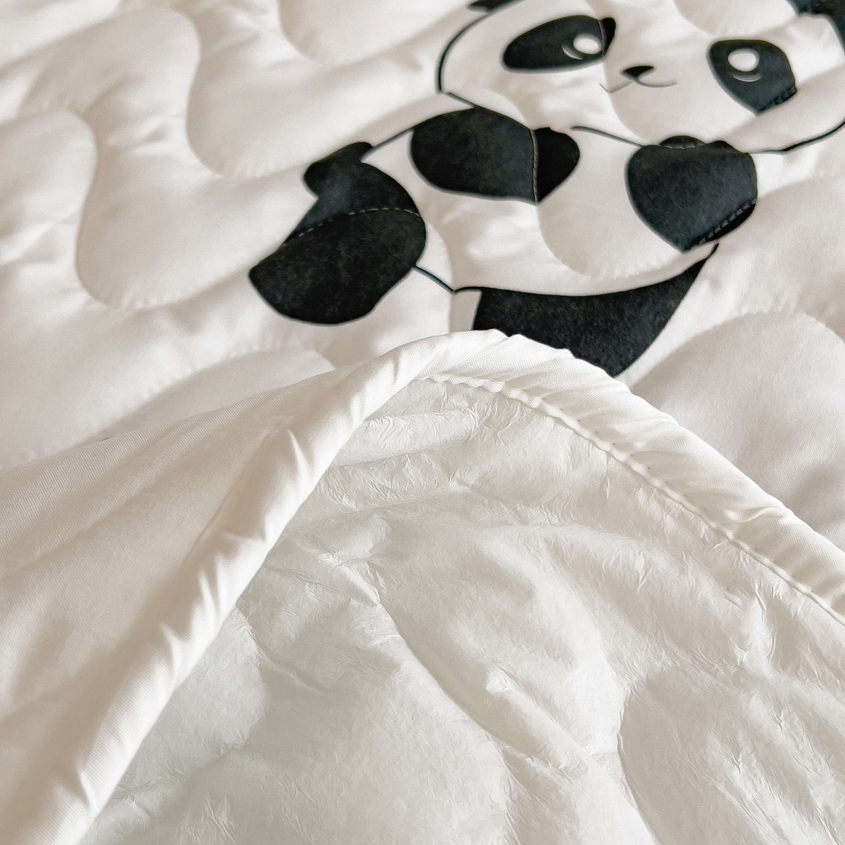 91家纺网 家纺一手货源 找家纺 希廷顿 2026新款印花夹棉防水床垫 熊猫攀竹