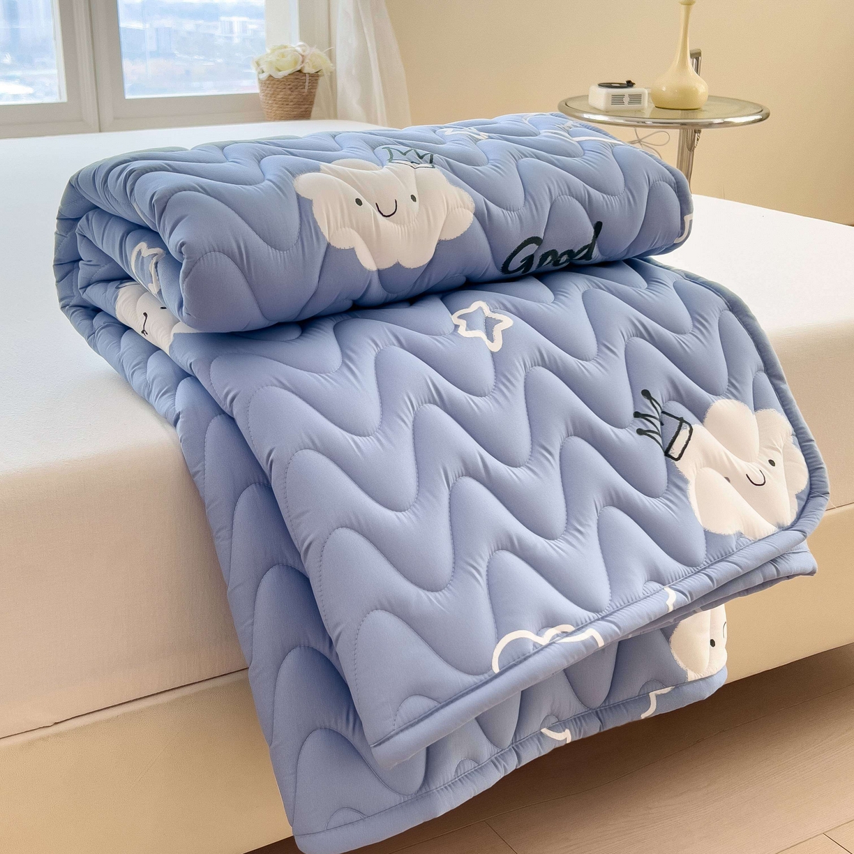 91家纺网 家纺一手货源 找家纺 希廷顿 2026新款印花夹棉防水床垫 云之恋