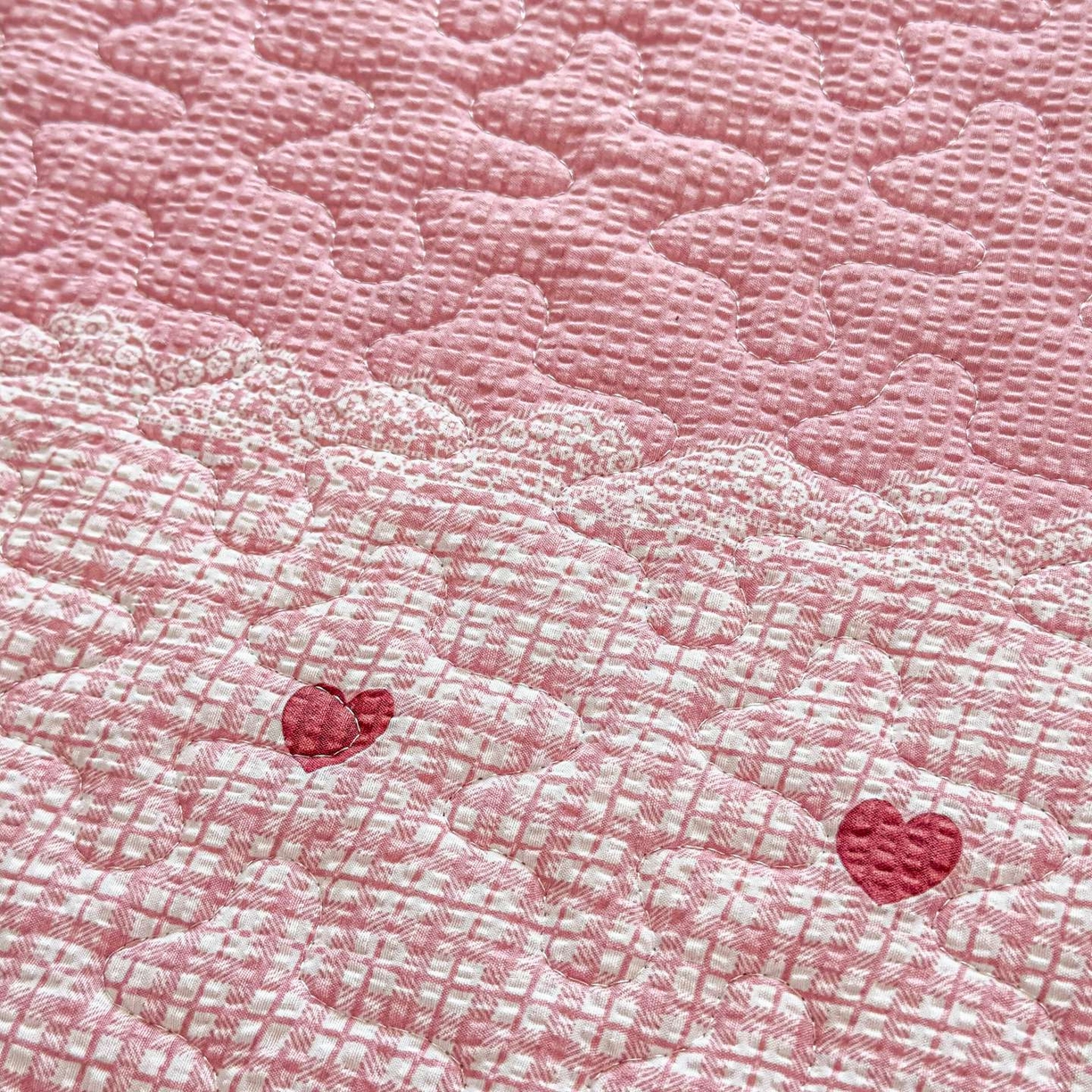 91家纺网 家纺一手货源 找家纺 雅眠居 2026直播爆款泡芙棉双层蕾丝花边床盖四件套 甜心-粉