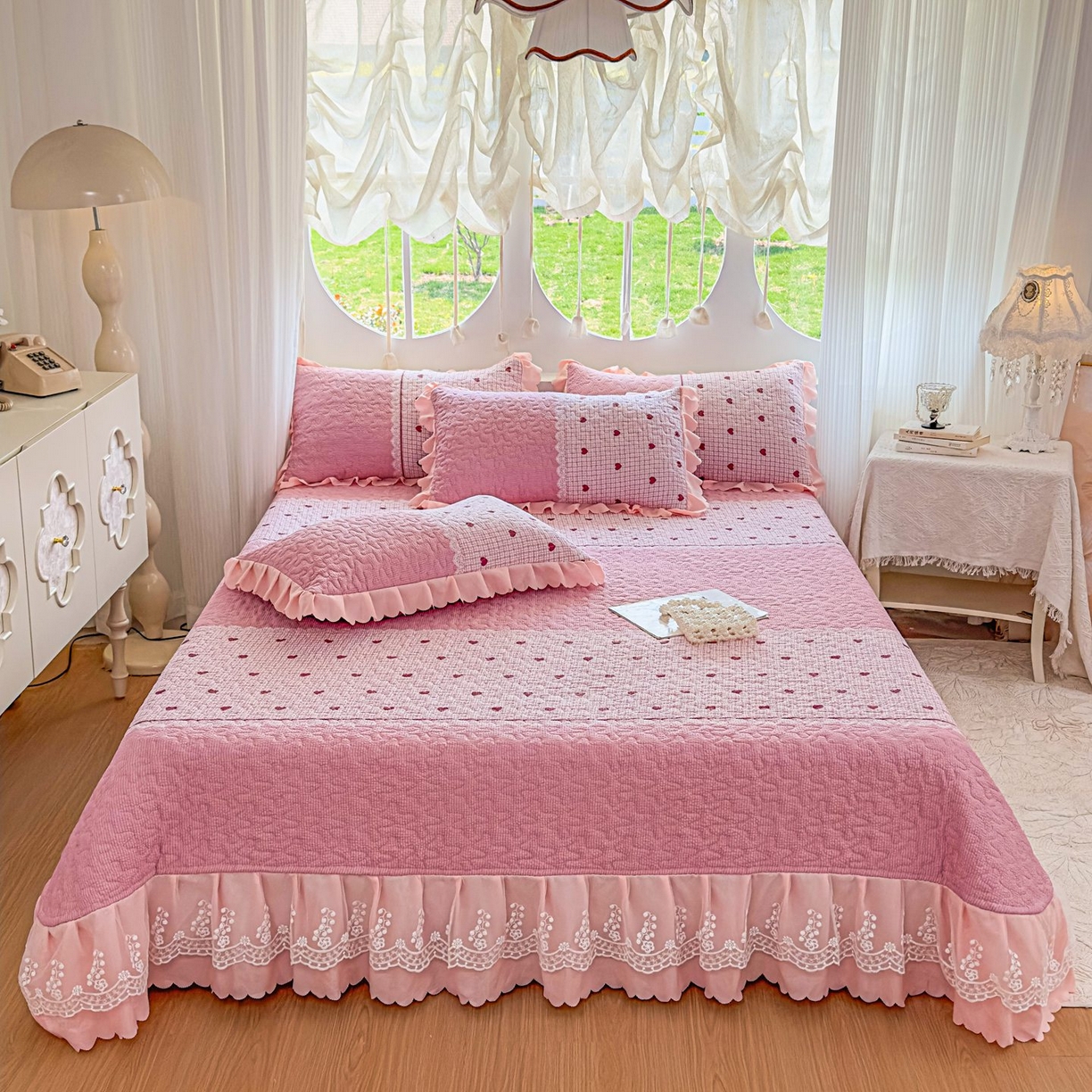 91家纺网 家纺一手货源 找家纺 雅眠居 2026直播爆款泡芙棉双层蕾丝花边床盖四件套 甜心-粉