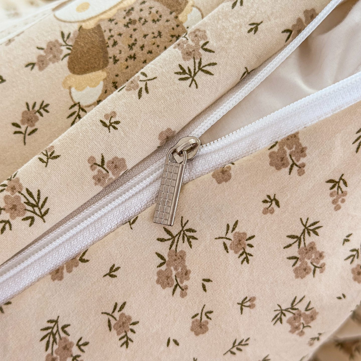 91家纺网 家纺一手货源 找家纺 雅眠居 2026直播爆款泡芙棉双层蕾丝花边床盖四件套 织梦时空