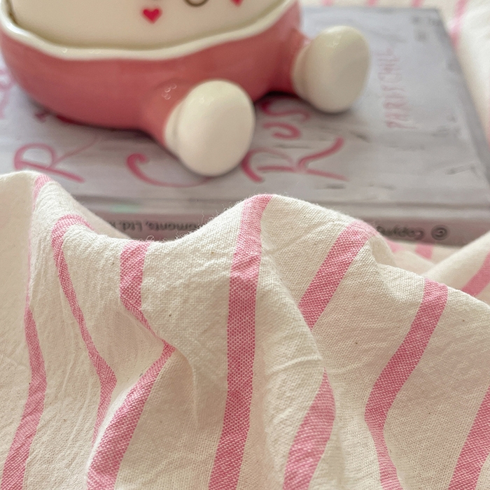 91家纺网 家纺一手货源 找家纺 桃心家居 2026春夏新款A类ins云柔水洗棉升级毛巾绣大眼睛大豆单夏被夏被四件套 水洗棉-大眼睛夏被粉条粉