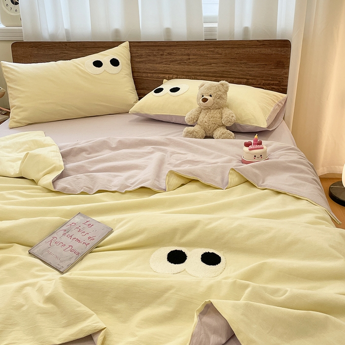 91家纺网 家纺一手货源 找家纺 桃心家居 2026春夏新款A类ins云柔水洗棉升级毛巾绣大眼睛大豆单夏被夏被四件套 水洗棉-大眼睛夏被奶油葡萄