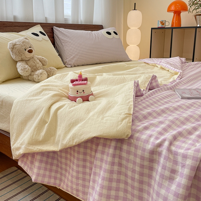 91家纺网 家纺一手货源 找家纺 桃心家居 2026春夏新款A类ins云柔水洗棉升级毛巾绣大眼睛大豆单夏被夏被四件套 水洗棉-大眼睛夏被紫小格奶黄