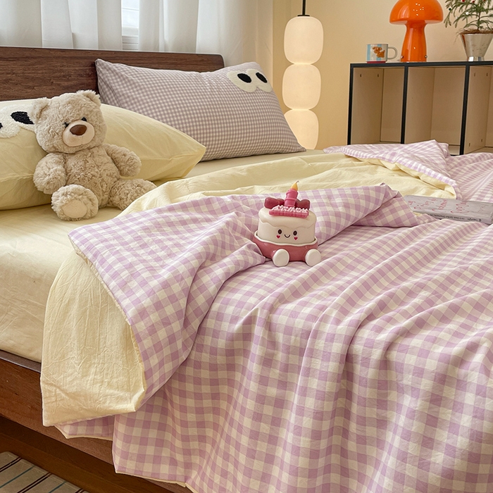 91家纺网 家纺一手货源 找家纺 桃心家居 2026春夏新款A类ins云柔水洗棉升级毛巾绣大眼睛大豆单夏被夏被四件套 水洗棉-大眼睛夏被紫小格奶黄