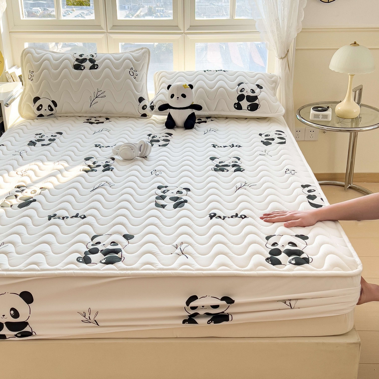 91家纺网 家纺一手货源 找家纺 希廷顿 2026新款印花夹棉防水床笠单床笠床笠单件 熊猫攀竹