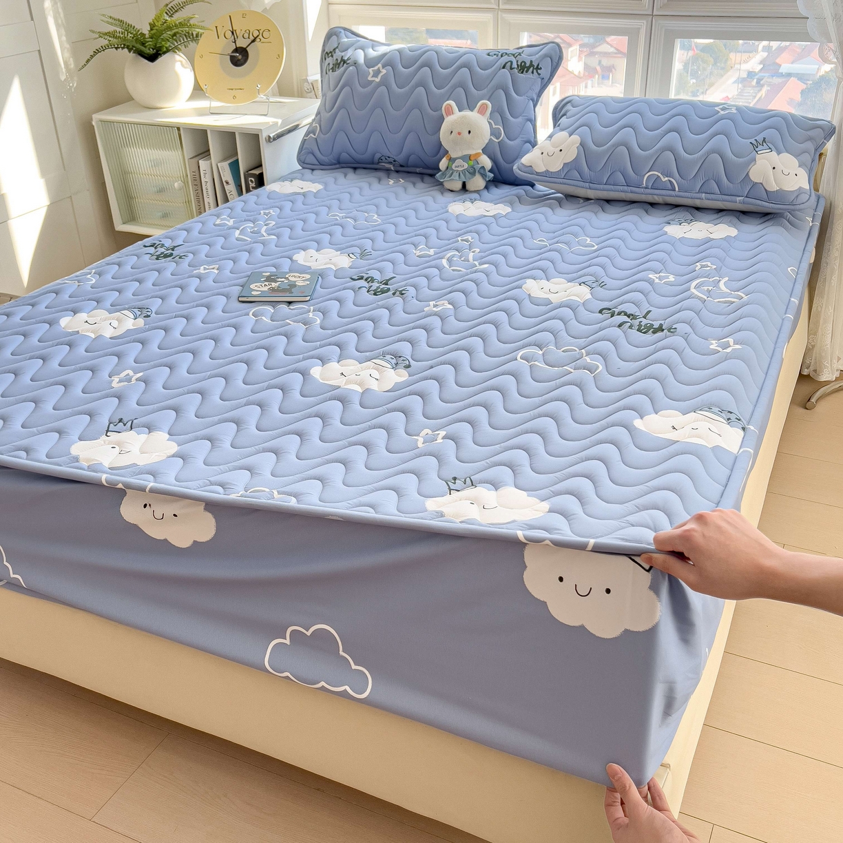 91家纺网 家纺一手货源 找家纺 希廷顿 2026新款印花夹棉防水床笠单床笠床笠单件 云之恋