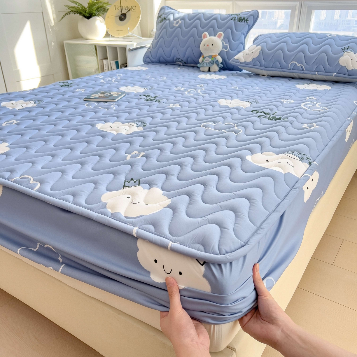 91家纺网 家纺一手货源 找家纺 希廷顿 2026新款印花夹棉防水床笠单床笠床笠单件 云之恋