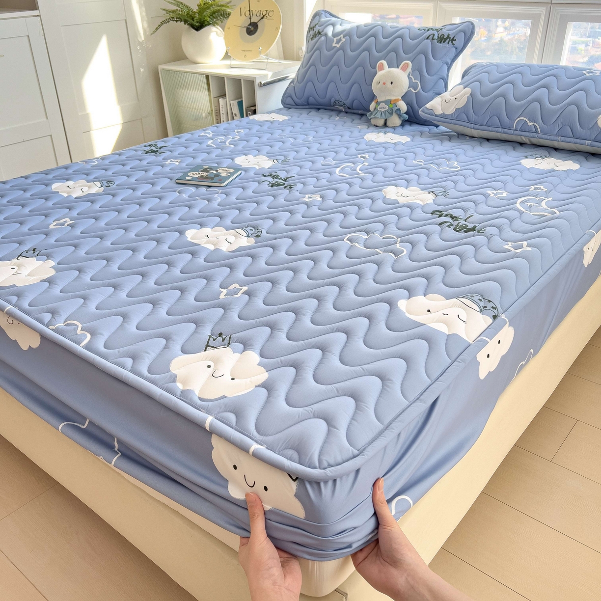 91家纺网 家纺一手货源 找家纺 希廷顿 2026新款印花夹棉防水床笠单床笠床笠单件 云之恋