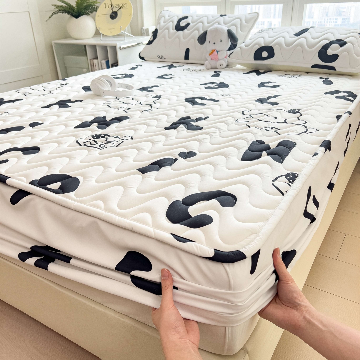 91家纺网 家纺一手货源 找家纺 希廷顿 2026新款印花夹棉防水床笠单床笠床笠单件 萌宠狗