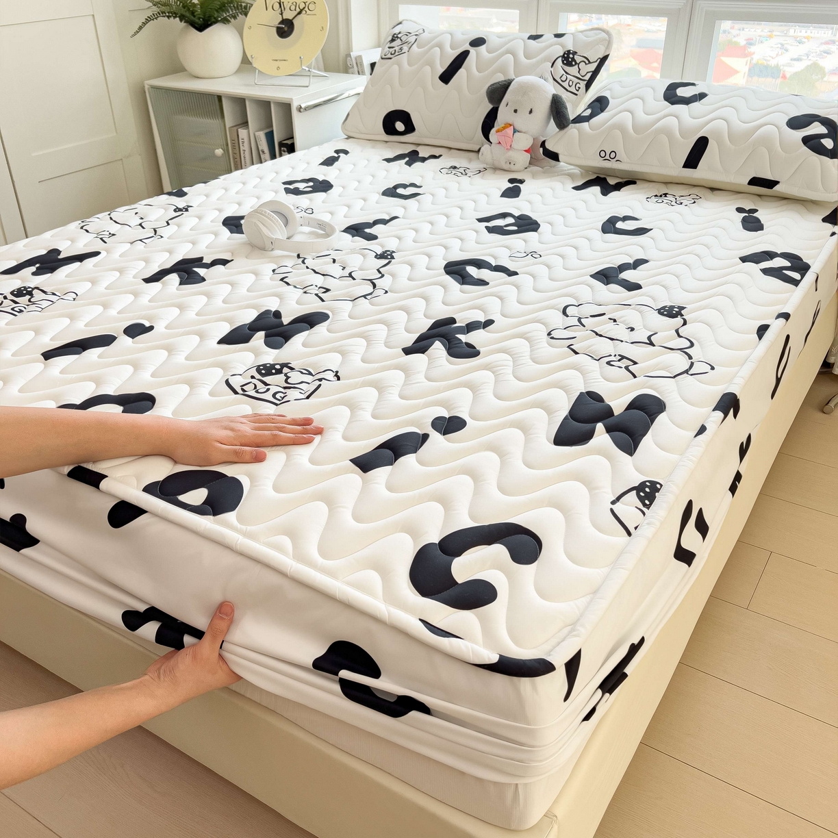 91家纺网 家纺一手货源 找家纺 希廷顿 2026新款印花夹棉防水床笠单床笠床笠单件 萌宠狗