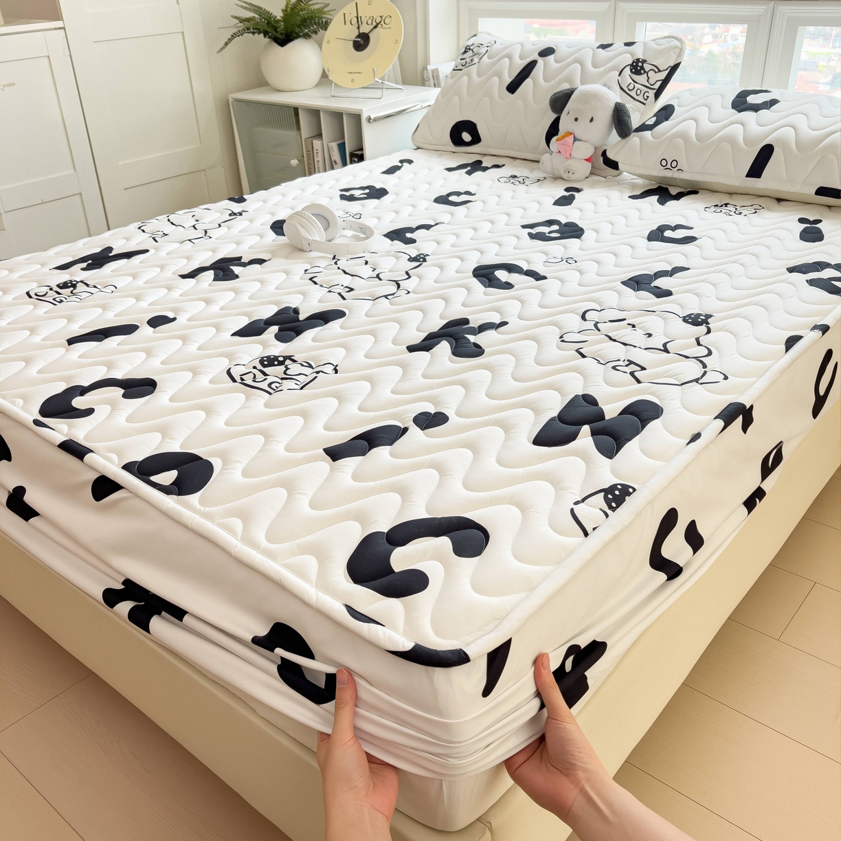 91家纺网 家纺一手货源 找家纺 希廷顿 2026新款印花夹棉防水床笠单床笠床笠单件 萌宠狗