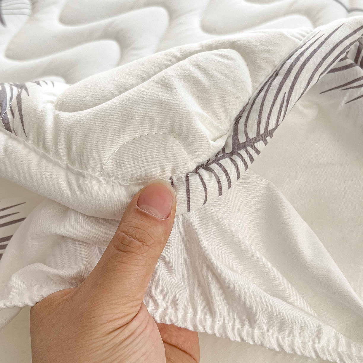 91家纺网 家纺一手货源 找家纺 希廷顿 2026新款印花夹棉防水床笠单床笠床笠单件 梦幻森林