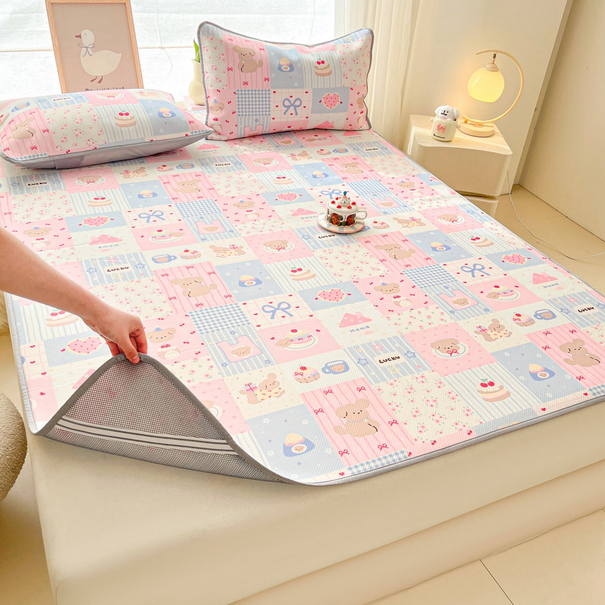 91家纺网 家纺一手货源 找家纺 川悦生活 2026新款凉感冰丝席大床小阪冰丝凉席 席甜蜜可乐