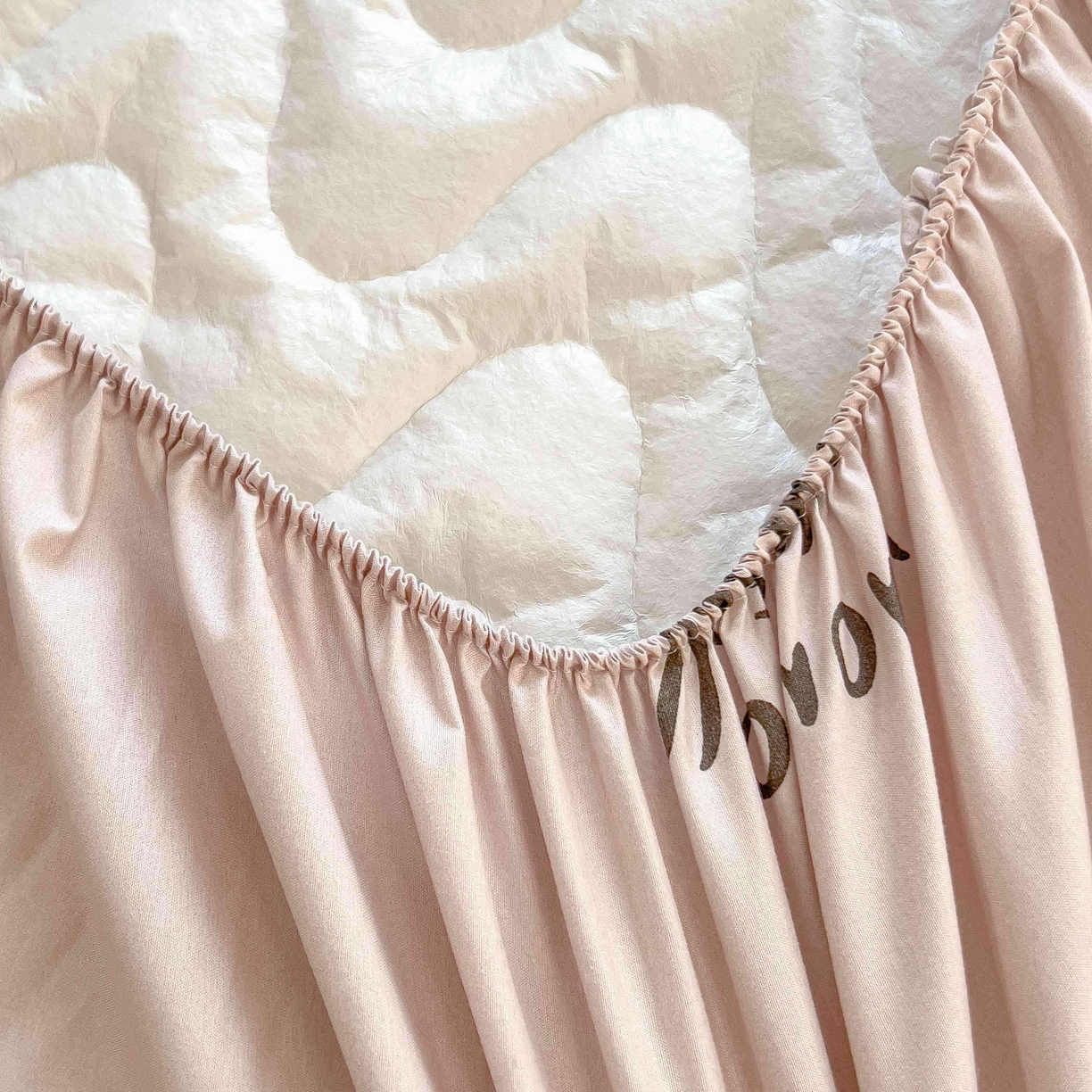 91家纺网 家纺一手货源 找家纺 希廷顿 2026新款印花夹棉防水床笠单床笠床笠单件 星星犬