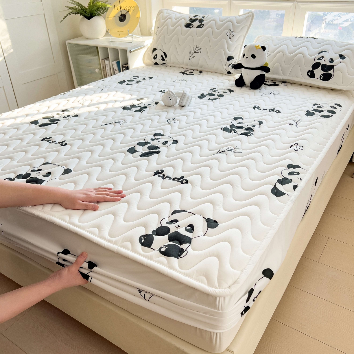 91家纺网 家纺一手货源 找家纺 希廷顿 2026新款印花夹棉防水床笠单床笠床笠单件 熊猫攀竹