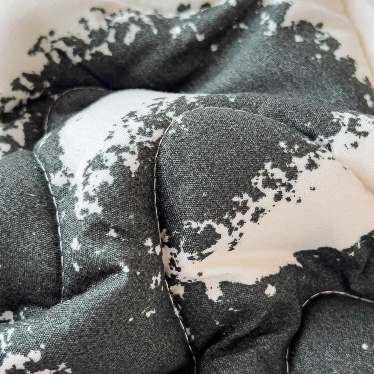 91家纺网 家纺一手货源 找家纺 希廷顿 2026新款印花夹棉防水床垫学生款 luck熊