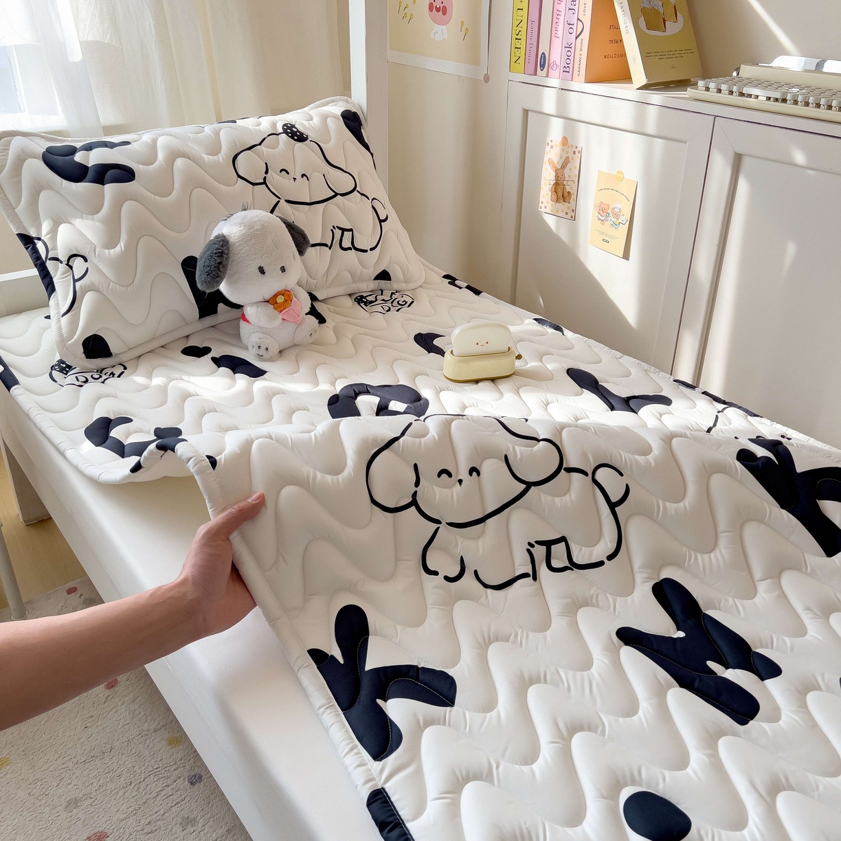 91家纺网 家纺一手货源 找家纺 希廷顿 2026新款印花夹棉防水床垫学生款 萌宠狗