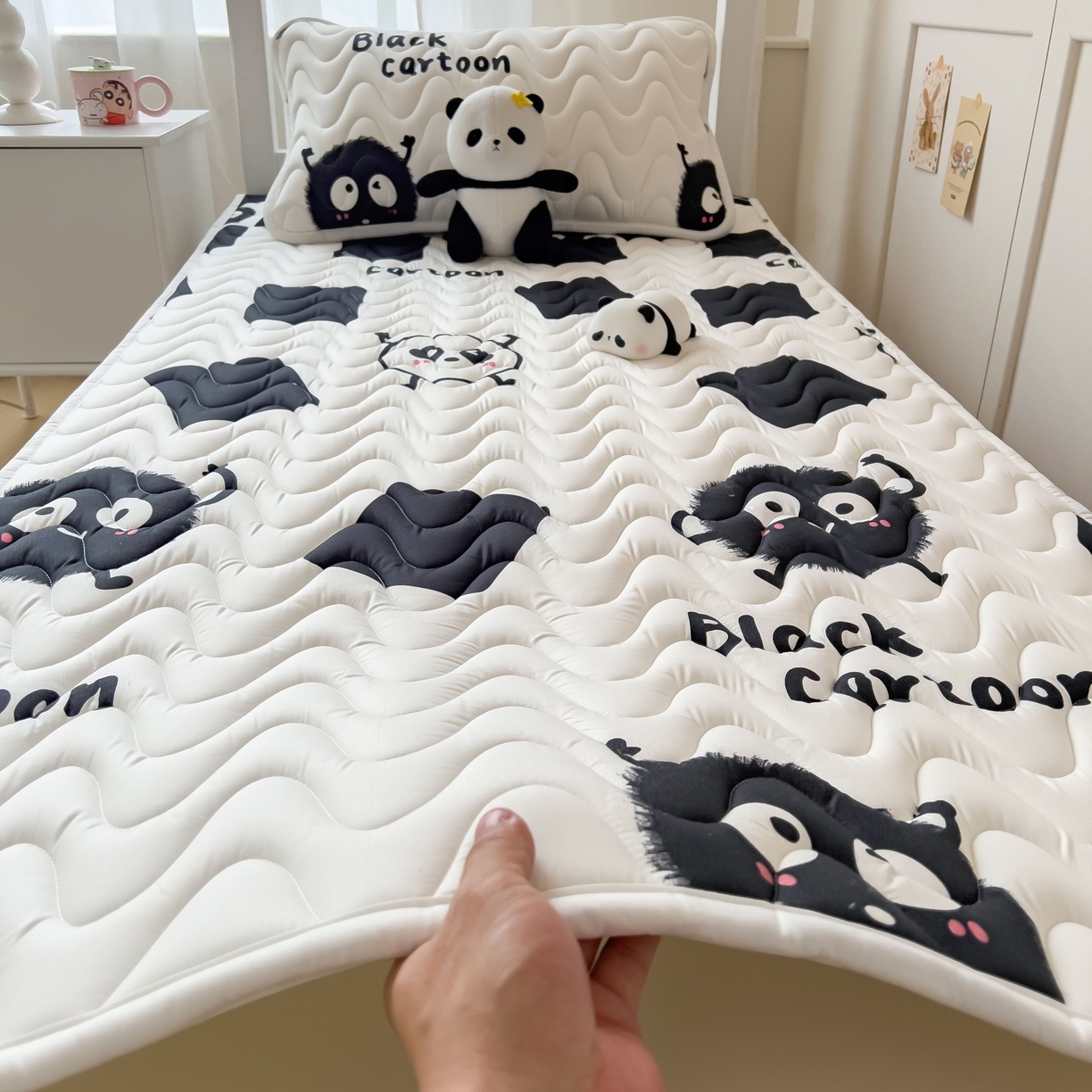 91家纺网 家纺一手货源 找家纺 希廷顿 2026新款印花夹棉防水床垫学生款 小煤球