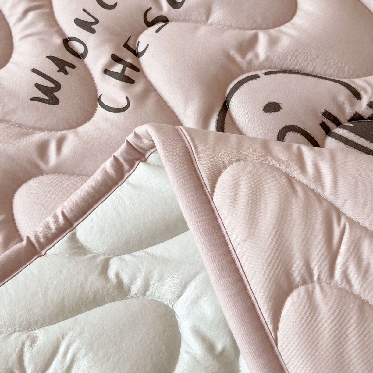 91家纺网 家纺一手货源 找家纺 希廷顿 2026新款印花夹棉防水床垫学生款 星星犬