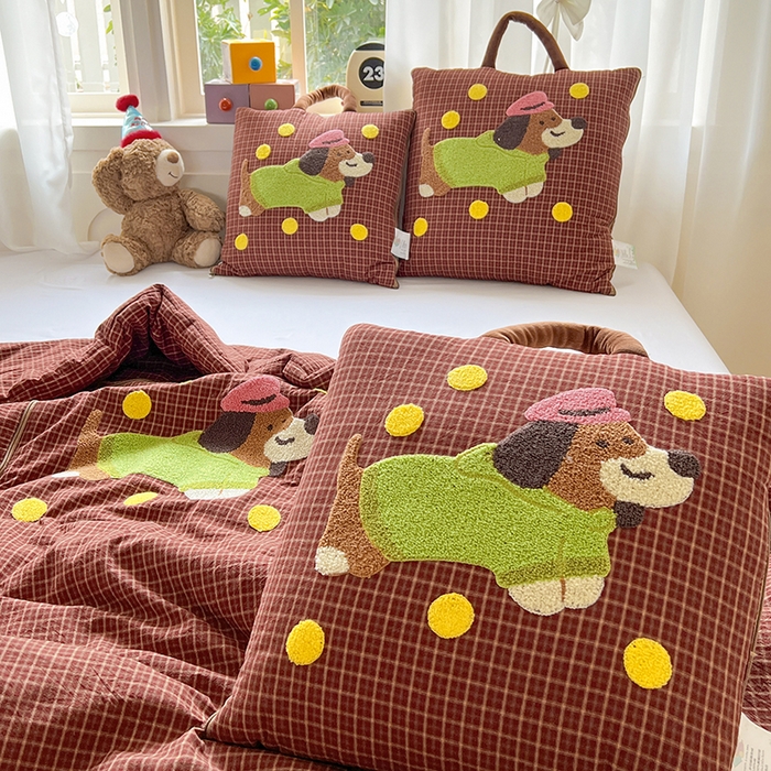 91家纺网 家纺一手货源 找家纺 （总）古本家居 2026新款全棉毛巾绣帽子狗抱枕被系列