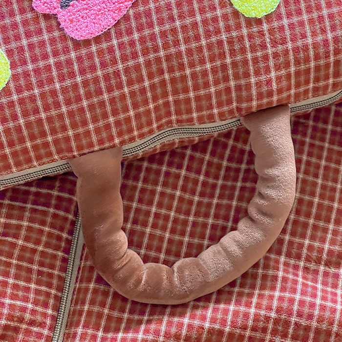 91家纺网 家纺一手货源 找家纺 （总）古本家居 2026新款全棉毛巾绣帽子狗抱枕被系列