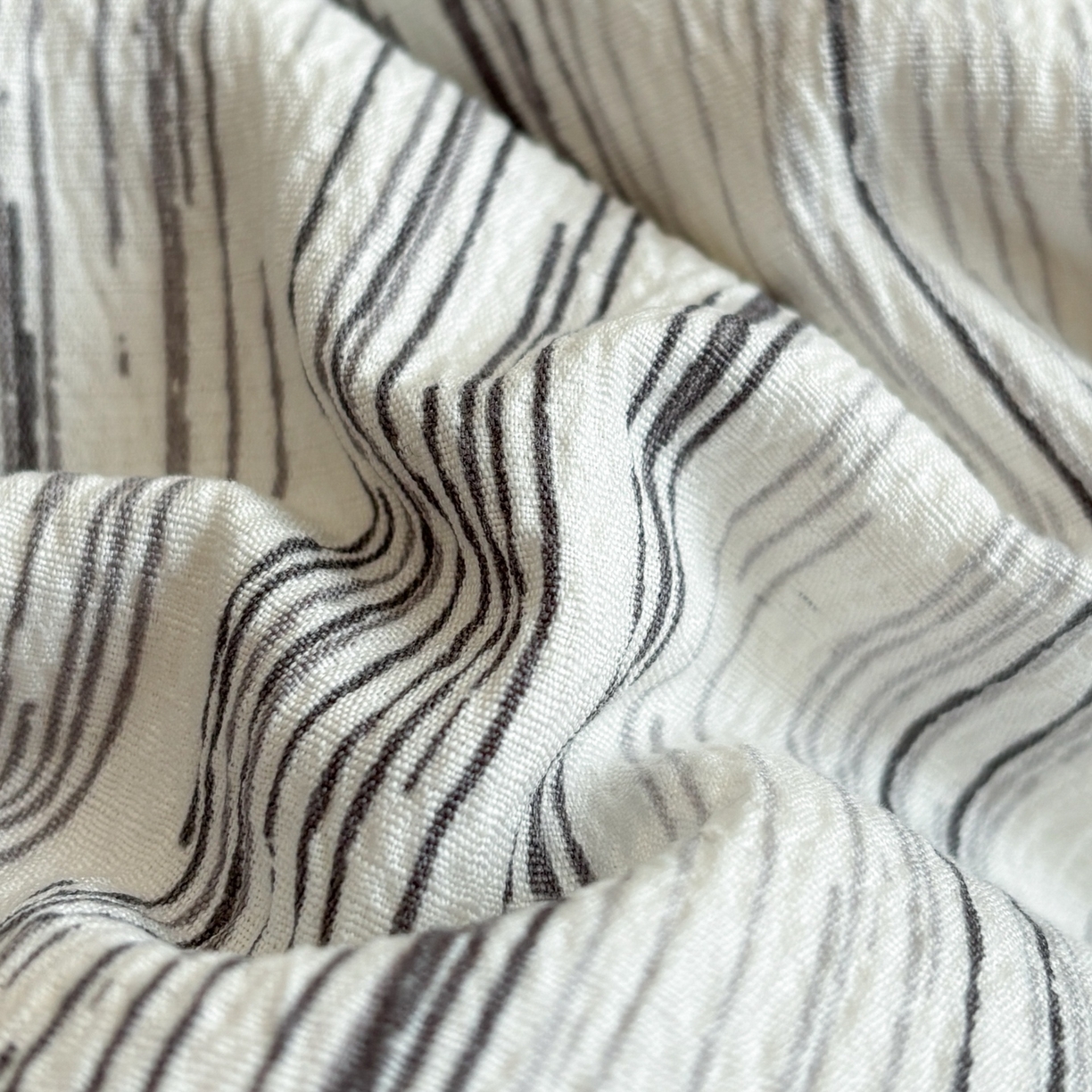 91家纺网 家纺一手货源 找家纺 N先生+V 13814689556 发大图/买家秀 2026新款无印风泡芙双层纱四件套 简兮-灰