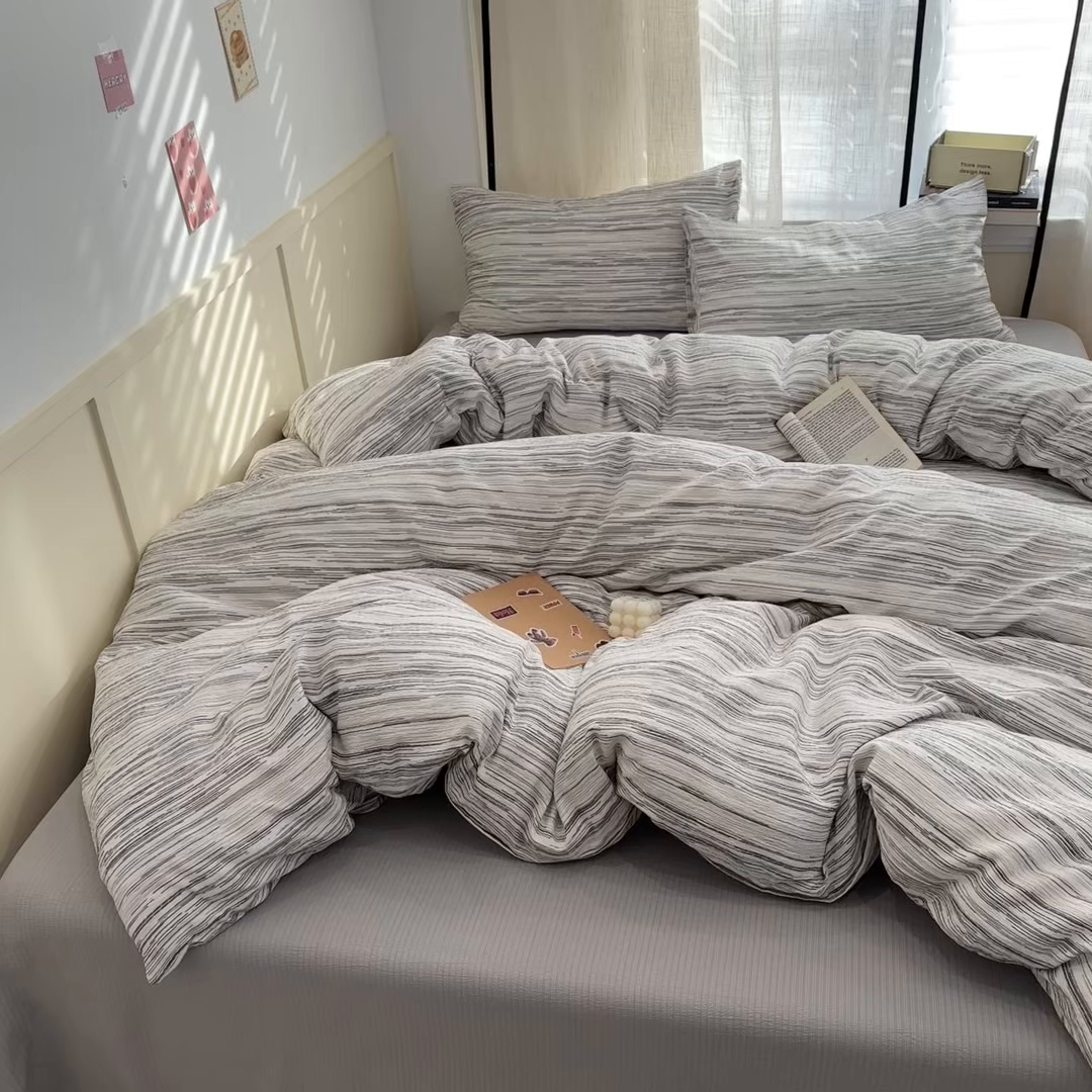 91家纺网 家纺一手货源 找家纺 N先生+V 13814689556 发大图/买家秀 2026新款无印风泡芙双层纱四件套 简兮-灰