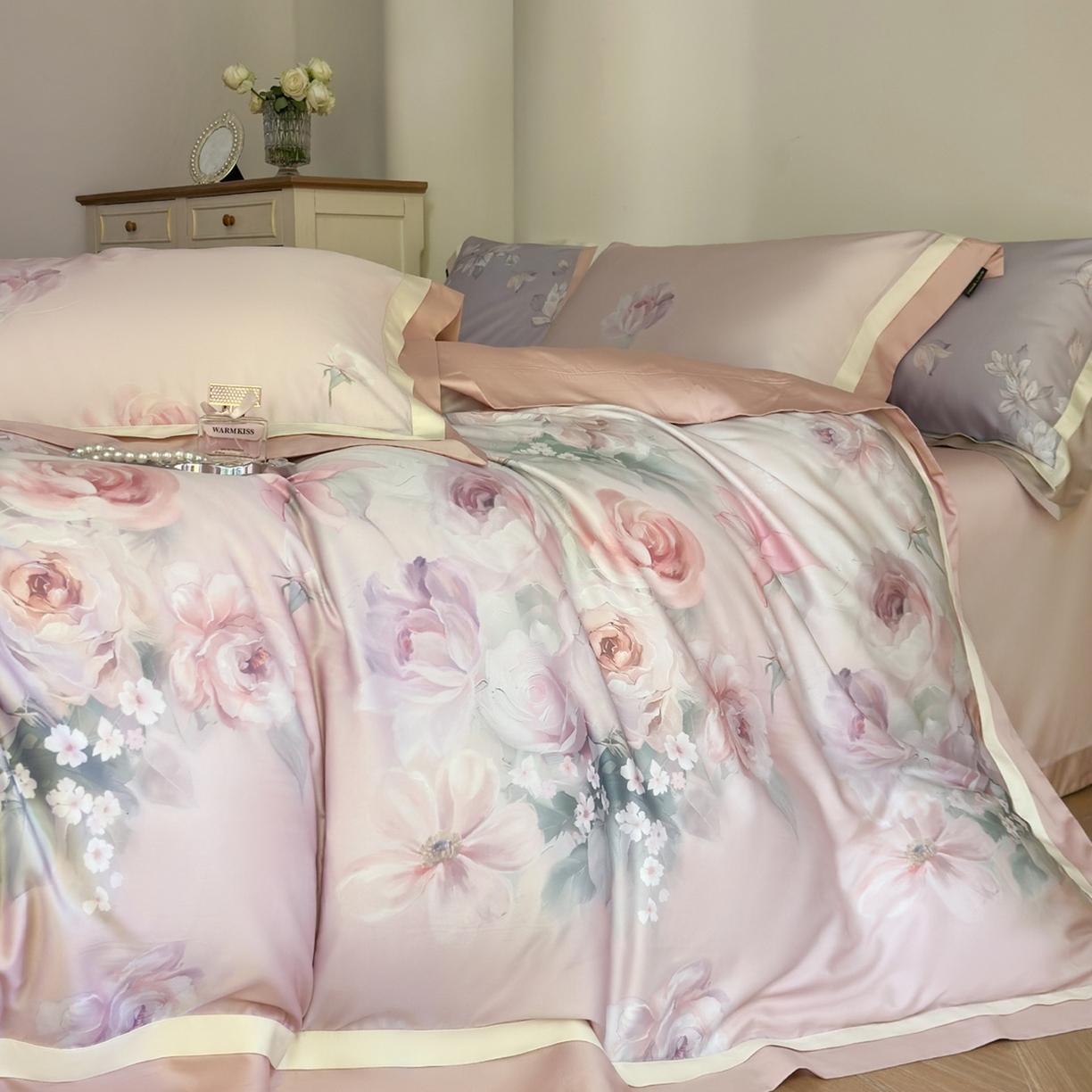 91家纺网 家纺一手货源 找家纺 （总）芯丝路家纺 2026新款天丝棉数码印花四件套（双拼角工艺款）