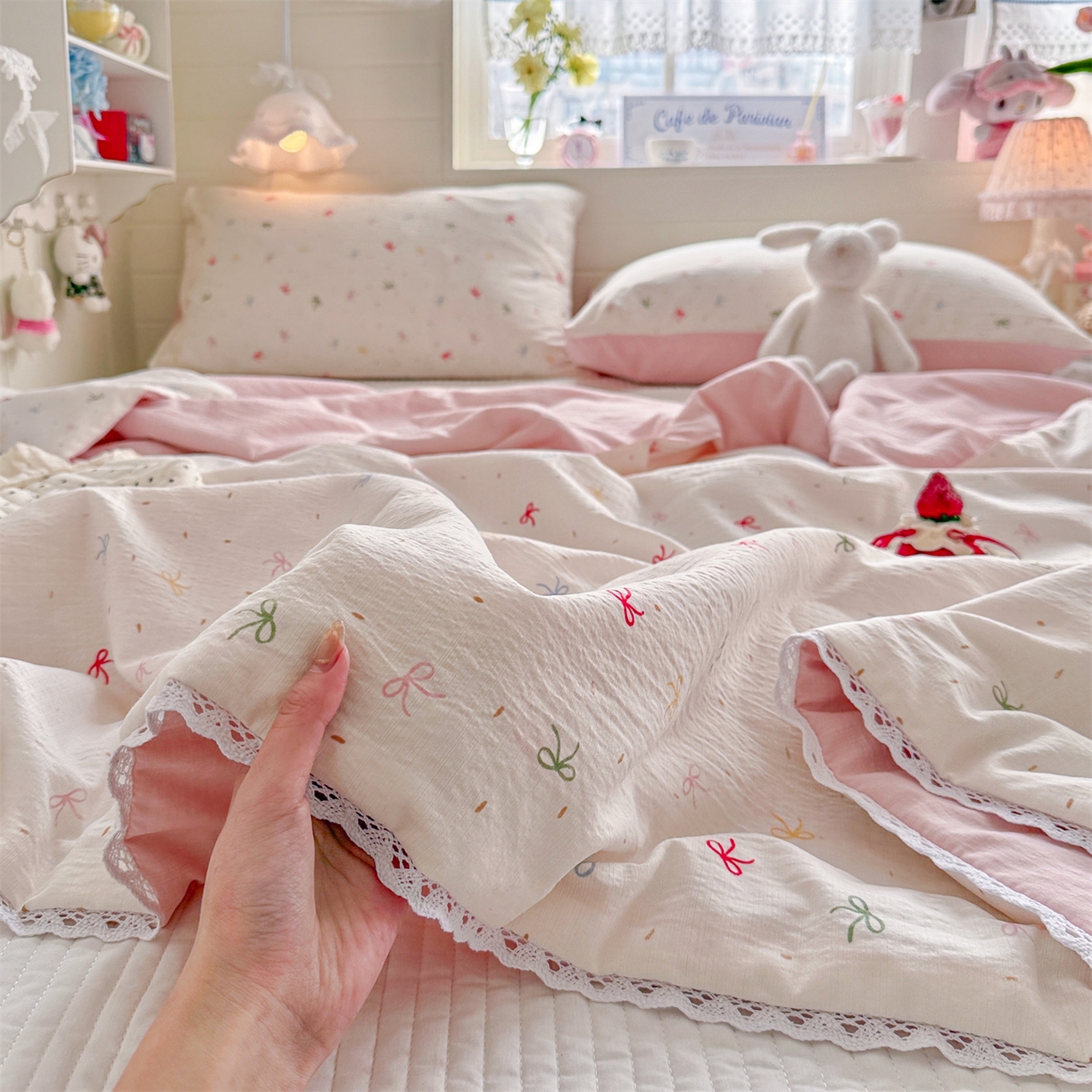 91家纺网 家纺一手货源 找家纺 名兮家居 2026新款亲肤A类皱皱纱夏被夏凉被空调被 彩色蝴蝶结