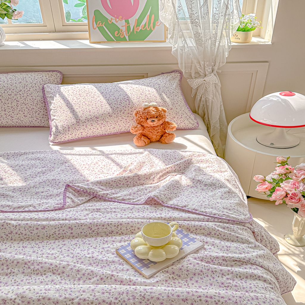 91家纺网 家纺一手货源 找家纺 圣尔雅家纺 2026新款印花夏被小碎花贝壳绣皱皱棉夏凉被空调被 荔椿紫