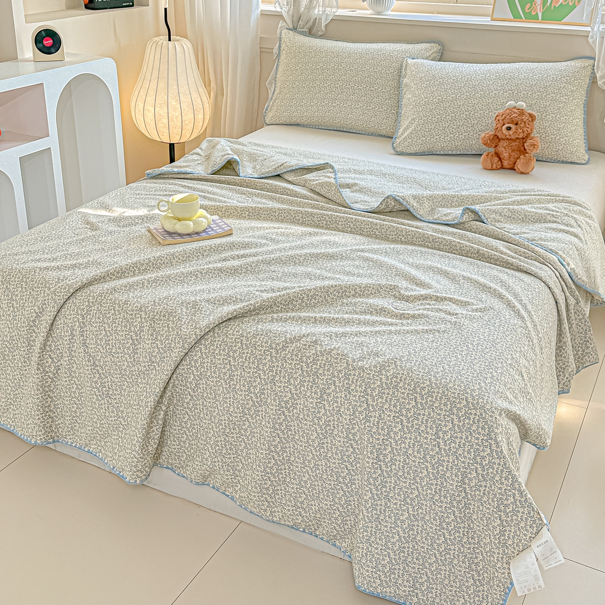 91家纺网 家纺一手货源 找家纺 圣尔雅家纺 2026新款印花夏被小碎花贝壳绣皱皱棉夏凉被空调被 莉莲