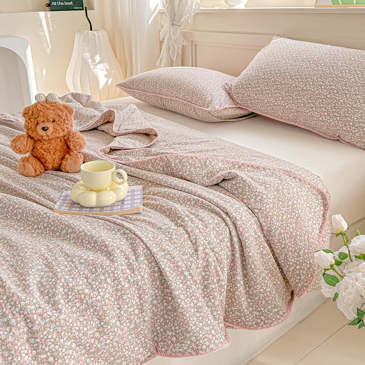 91家纺网 家纺一手货源 找家纺 圣尔雅家纺 2026新款印花夏被小碎花贝壳绣皱皱棉夏凉被空调被 千叶蜜语