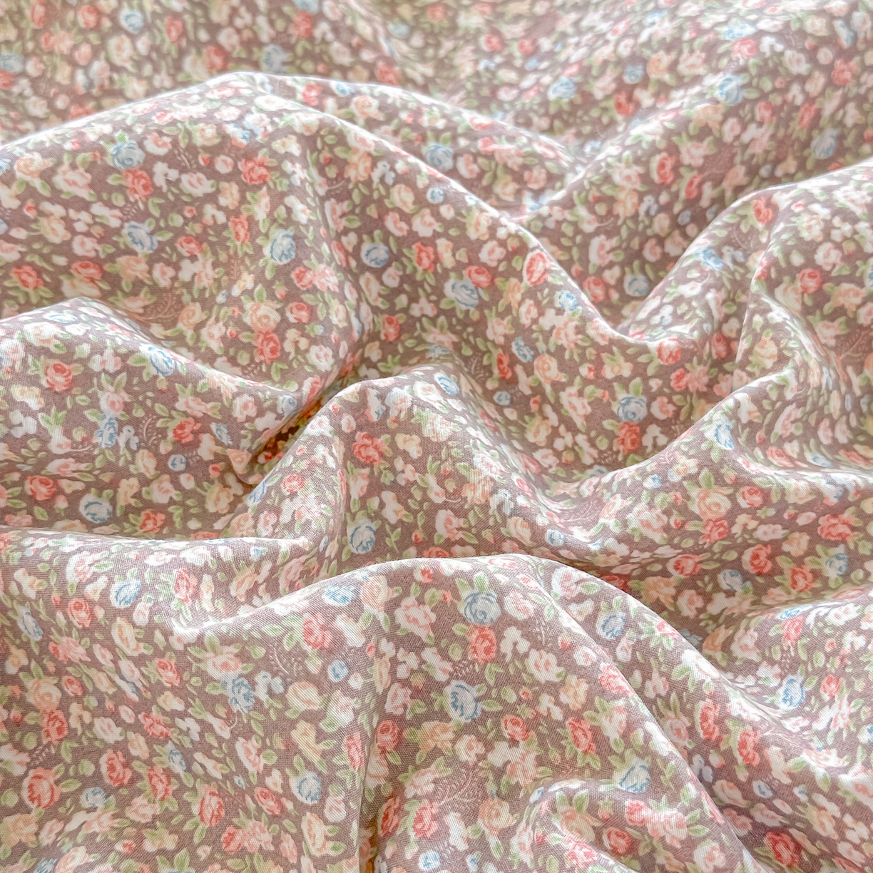 91家纺网 家纺一手货源 找家纺 圣尔雅家纺 2026新款印花夏被小碎花贝壳绣皱皱棉夏凉被空调被 千叶蜜语