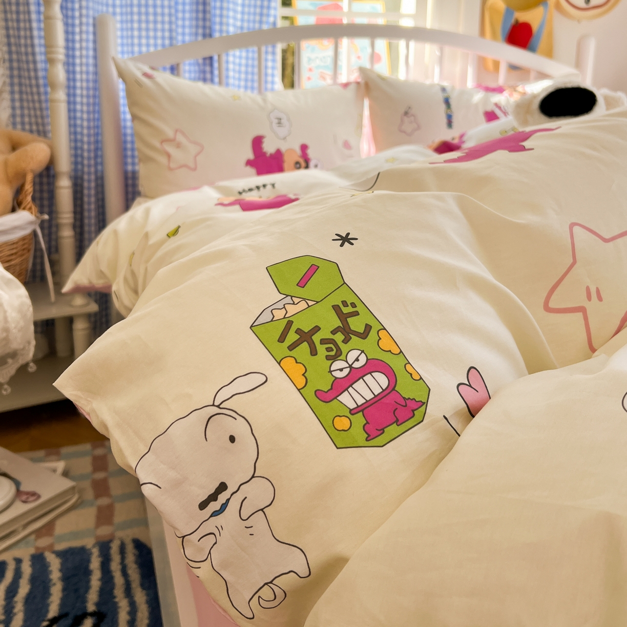 91家纺网 家纺一手货源 找家纺 桃子家居 2026春夏新款蜡笔小新授权全棉纯棉印花卡通系列四件套 棉印花-调皮小新