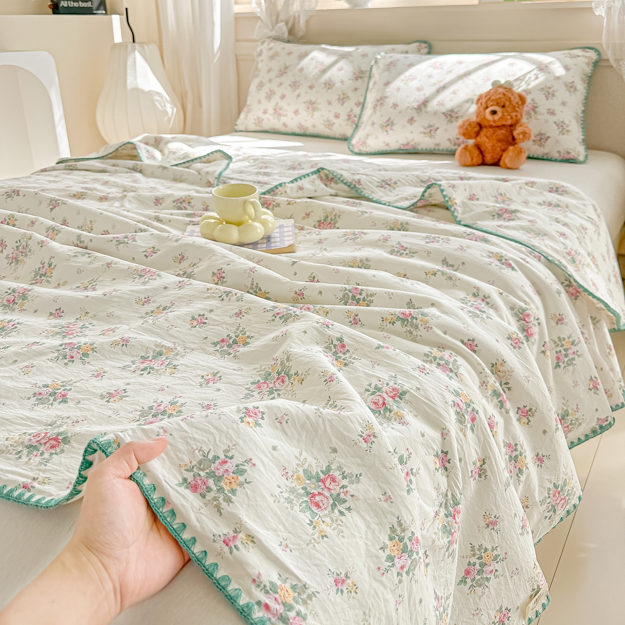 91家纺网 家纺一手货源 找家纺 圣尔雅家纺 2026新款印花夏被小碎花贝壳绣皱皱棉夏凉被空调被 有杏