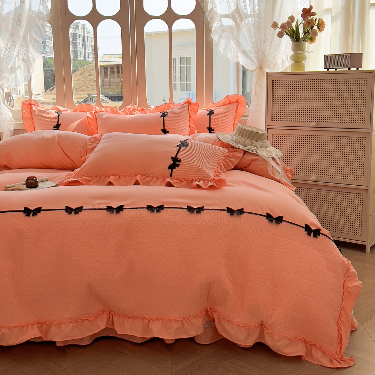 91家纺网 家纺一手货源 找家纺 芭比蔓家纺 2026新款床盖款四件套-真爱系列 床盖款真爱系列-橙色