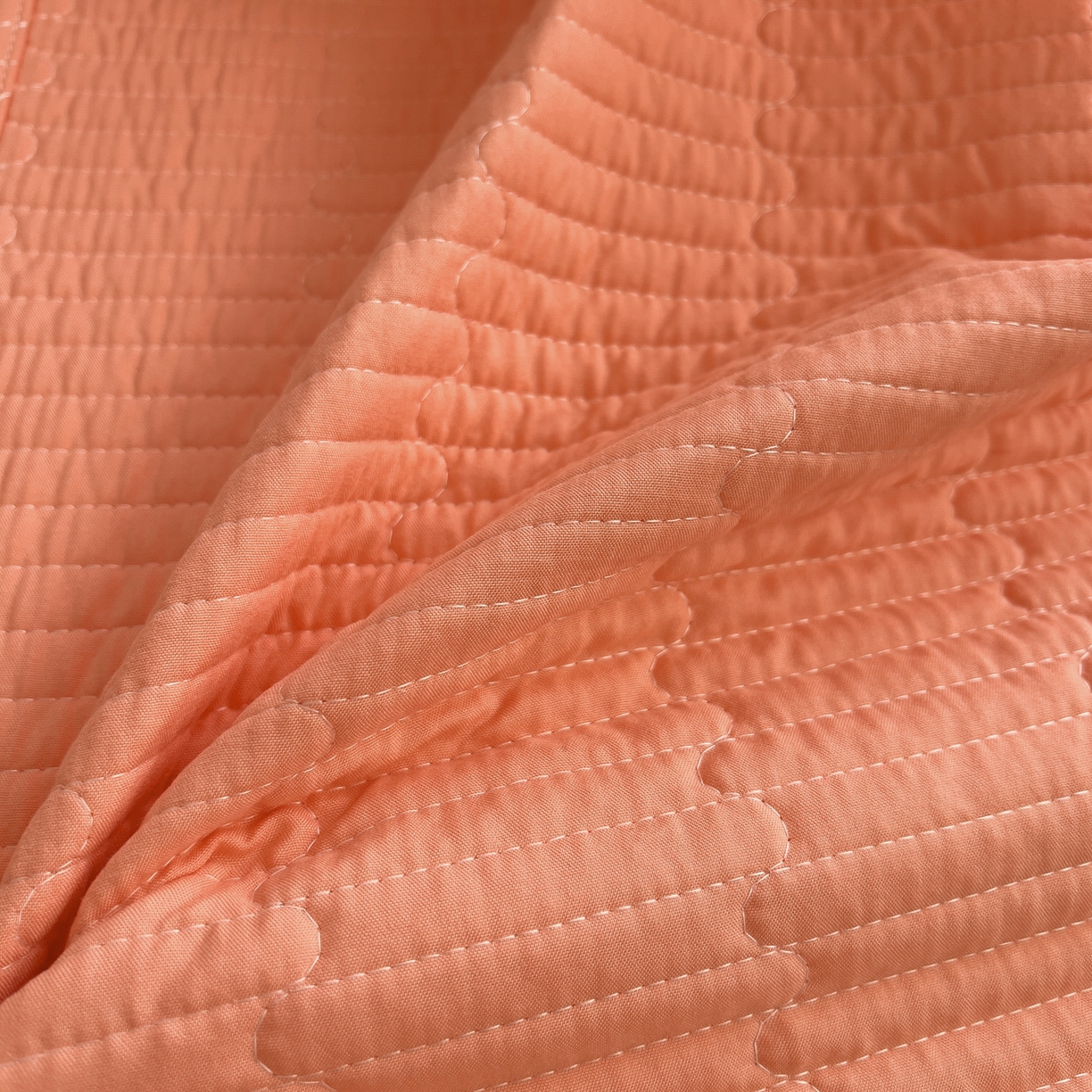 91家纺网 家纺一手货源 找家纺 芭比蔓家纺 2026新款床盖款四件套-真爱系列 床盖款真爱系列-橙色