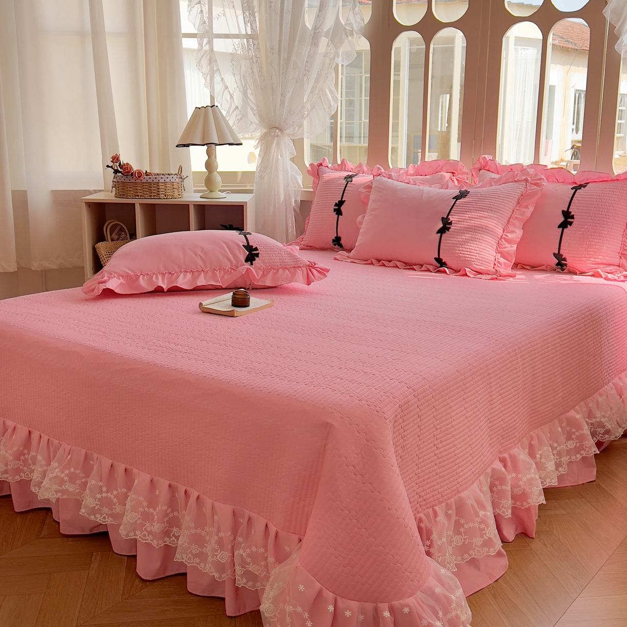 91家纺网 家纺一手货源 找家纺 芭比蔓家纺 2026新款床盖款四件套-真爱系列 床盖款真爱系列-粉色