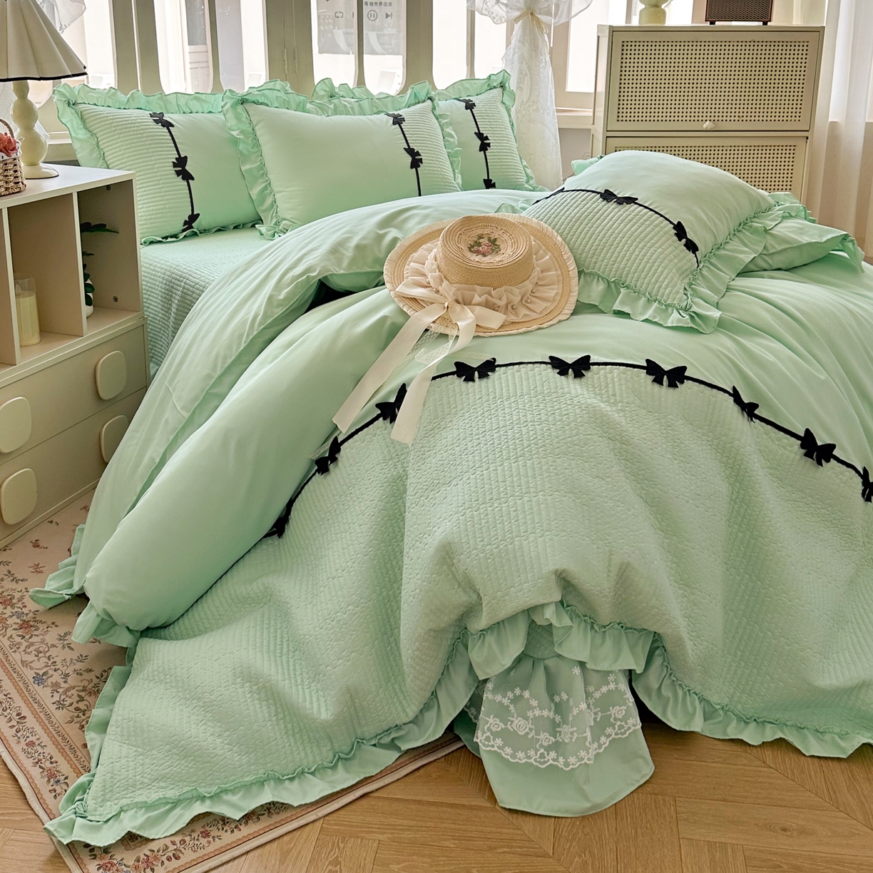91家纺网 家纺一手货源 找家纺 芭比蔓家纺 2026新款床盖款四件套-真爱系列 床盖款真爱系列-绿色