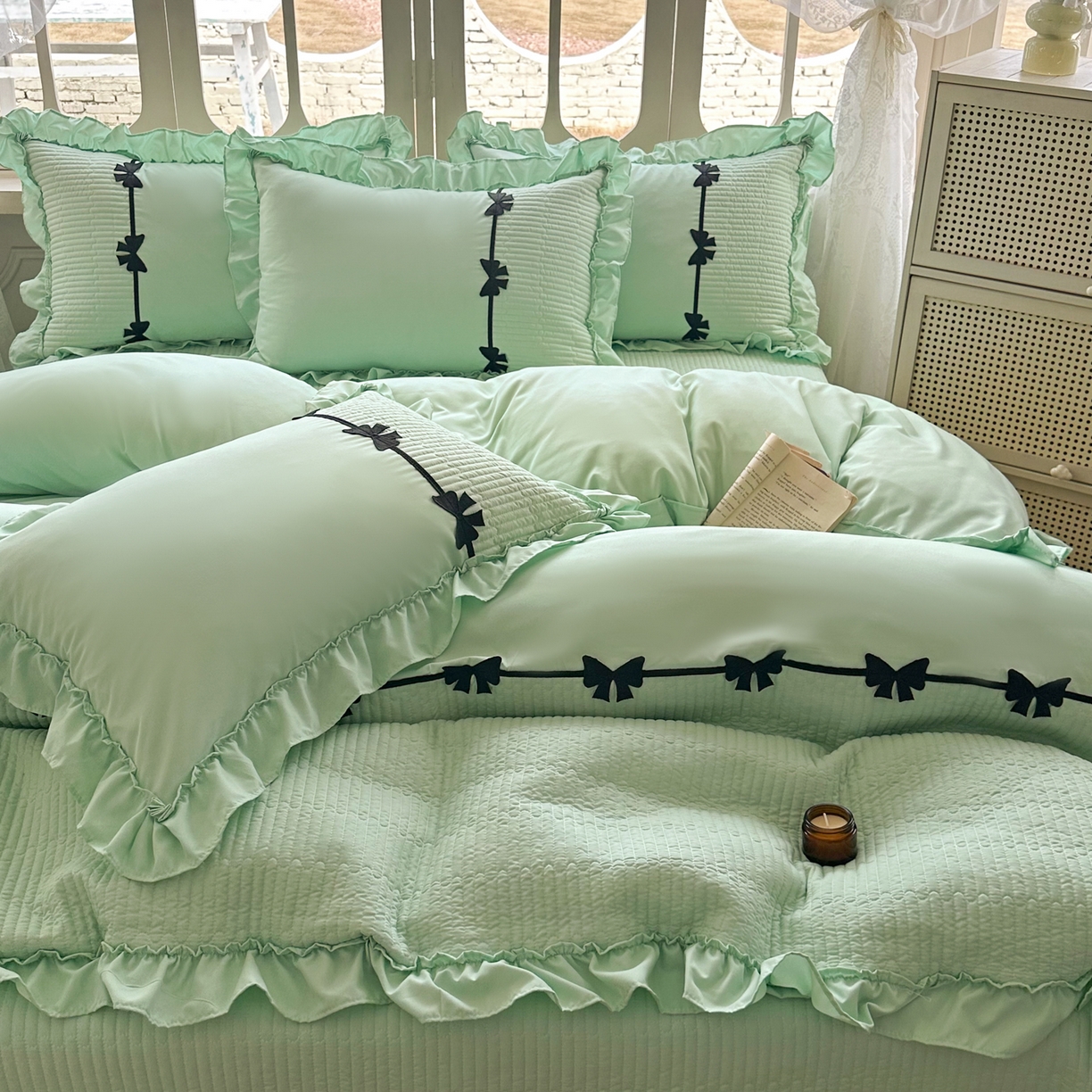 91家纺网 家纺一手货源 找家纺 芭比蔓家纺 2026新款床盖款四件套-真爱系列 床盖款真爱系列-绿色