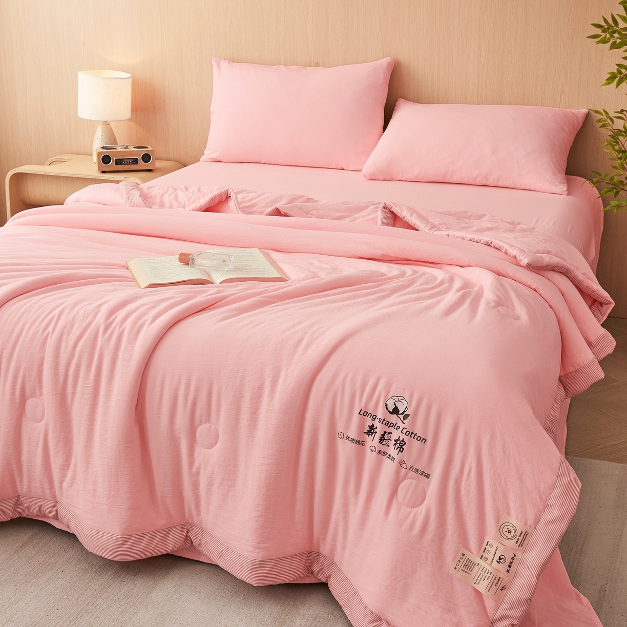 91家纺网 家纺一手货源 找家纺 鸣创 2026新款棉花夏被无印风100%新疆棉花夏凉被手包边空调被 新疆棉-粉色