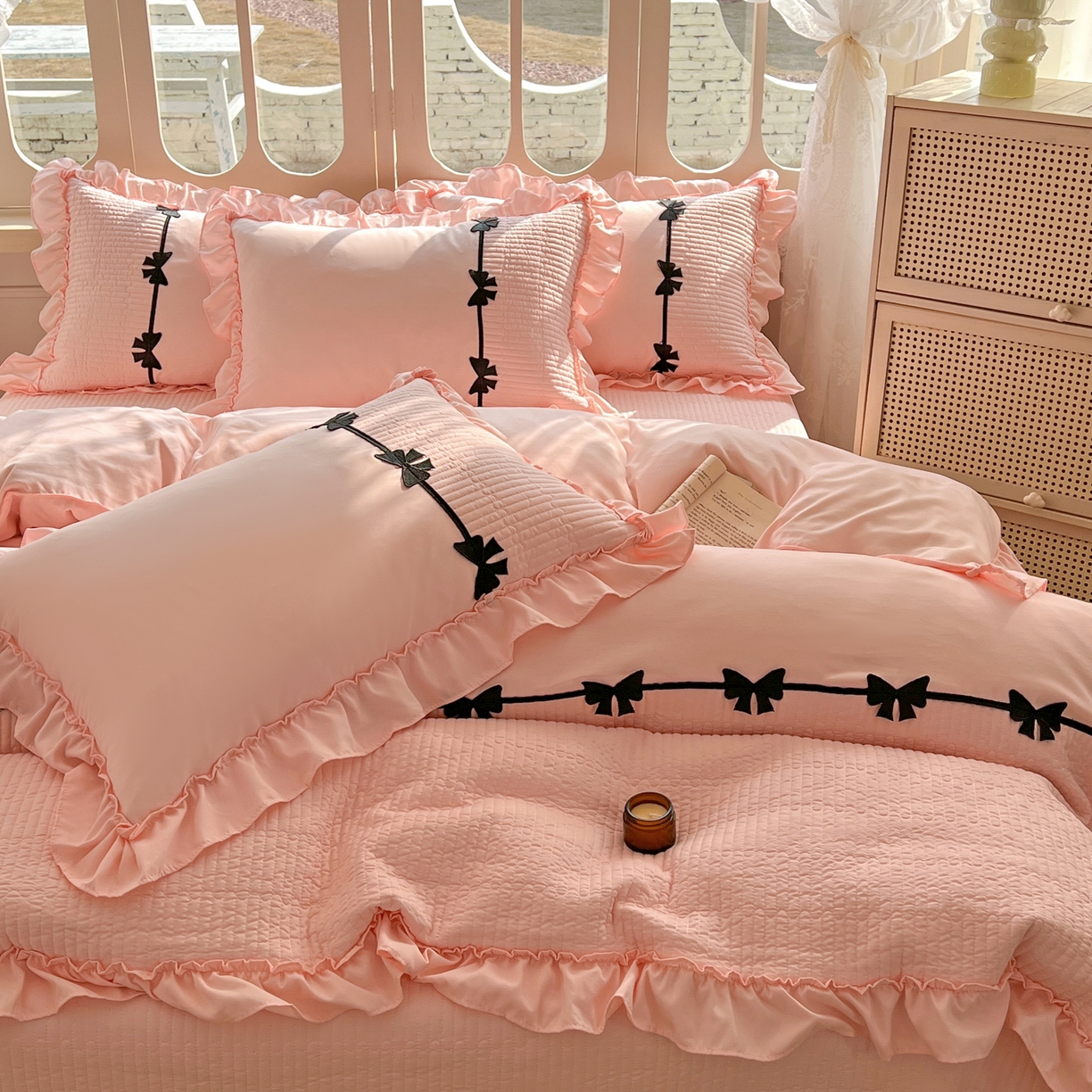 91家纺网 家纺一手货源 找家纺 芭比蔓家纺 2026新款床盖款四件套-真爱系列 床盖款真爱系列-玉色