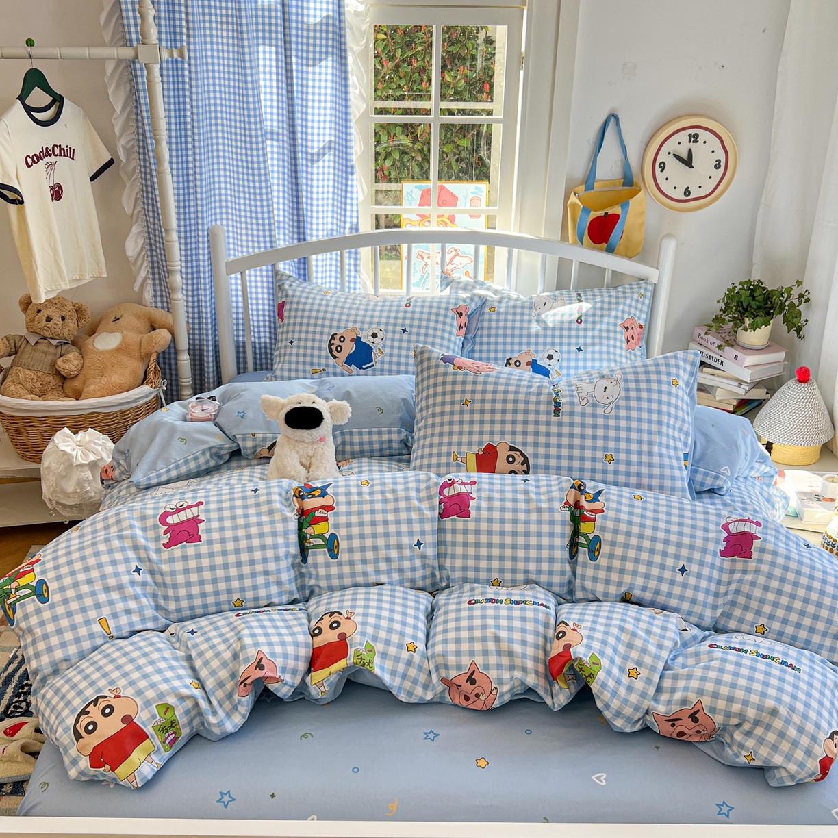 91家纺网 家纺一手货源 找家纺 桃子家居 2026春夏新款蜡笔小新授权全棉纯棉印花卡通系列四件套 棉印花-蓝格小新