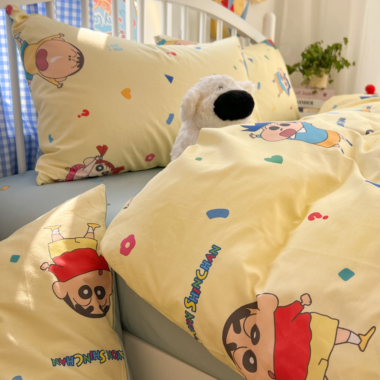 91家纺网 家纺一手货源 找家纺 桃子家居 2026春夏新款蜡笔小新授权全棉纯棉印花卡通系列四件套 棉印花-萌萌小新